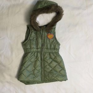 Nannette Kids Green Puffer Hooded Vest Size 4T